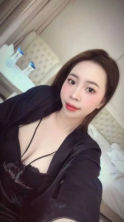 4Julie 实拍图 1